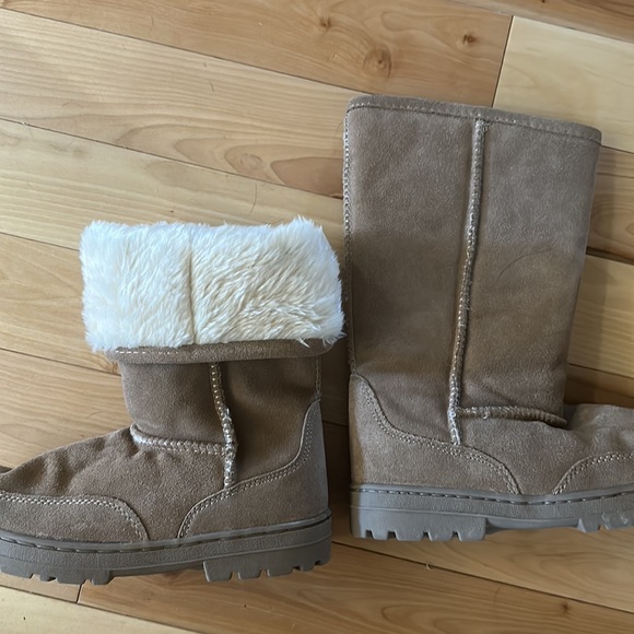 Melrose Ave suede booties 7.5M - Picture 5 of 6